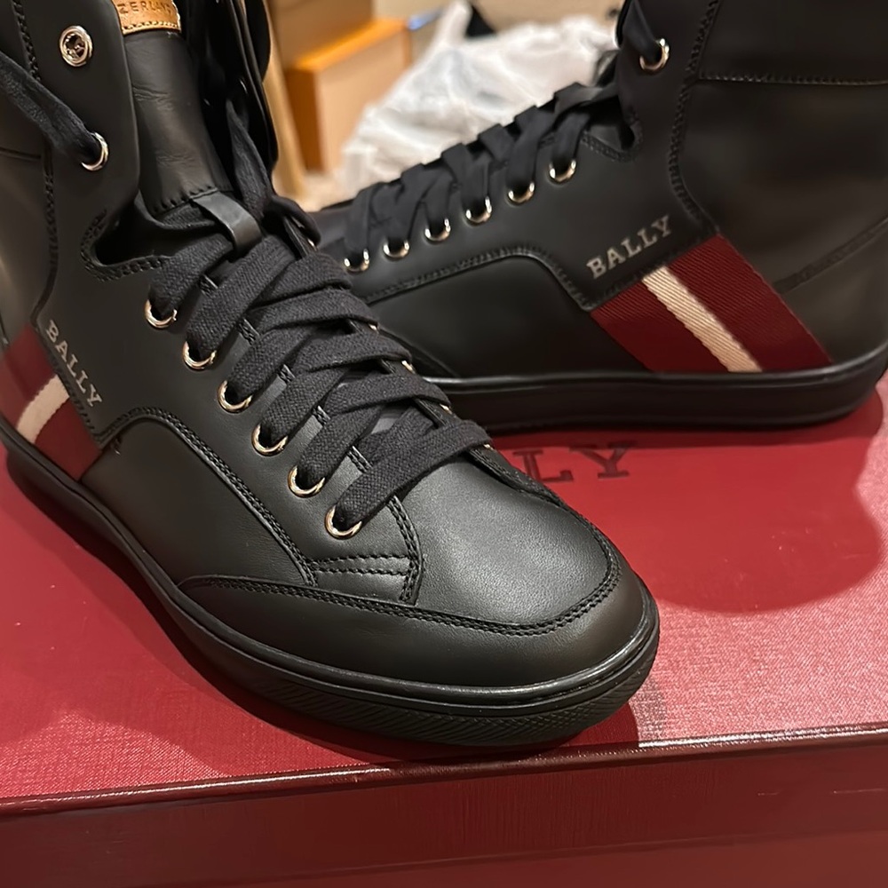 Bally Black Sneakers with Signature Stripe and Lace-Up Design